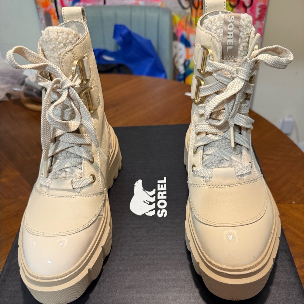 SORELS - CARIBOU™ X BOOT LACE COZY - Size 7